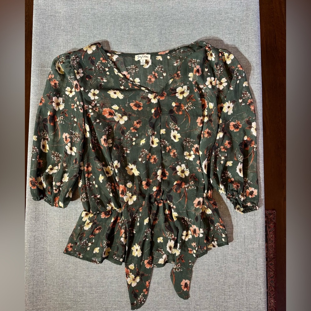 Women’s Floral Print Blouse